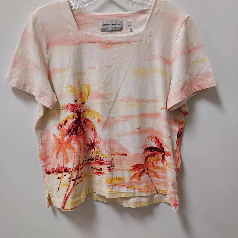Alfred Dunner Petite Medium Hawaiian Island Scene